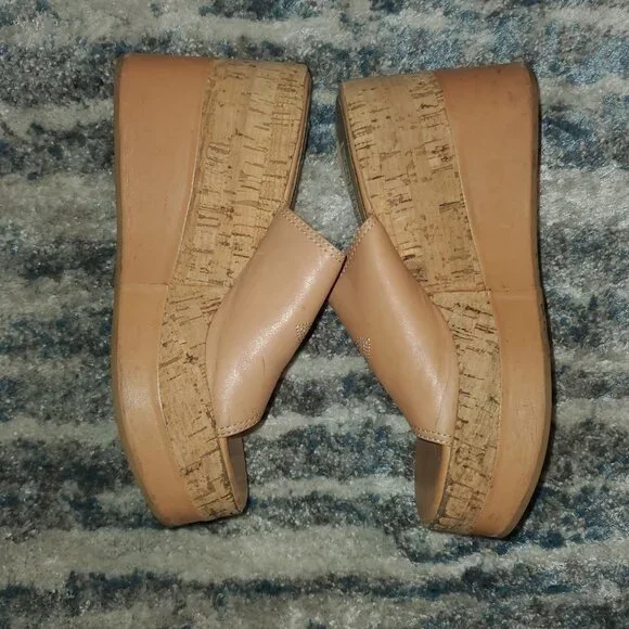 Vintage American Eagle Tan Wedges || sz 8.5 GUC - Picture 10 of 13